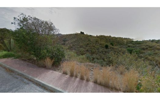 Parcela de 800 m² – Rincón de la Victoria – Ref: 000713