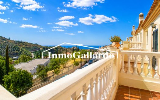 Chalet en venta en Benagalbon con vista al mar – Ref: 009132